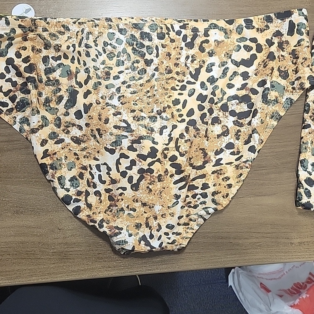 Mynah-Leopard Print NWT-Two Piece Mynah Bathing Suit-Size 22W - Picture 17 of 17
